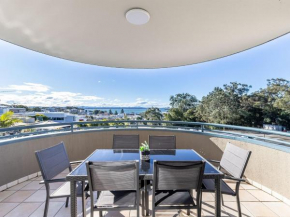 The Landmark 211 Resort Style holiday with pool games room and restaurant